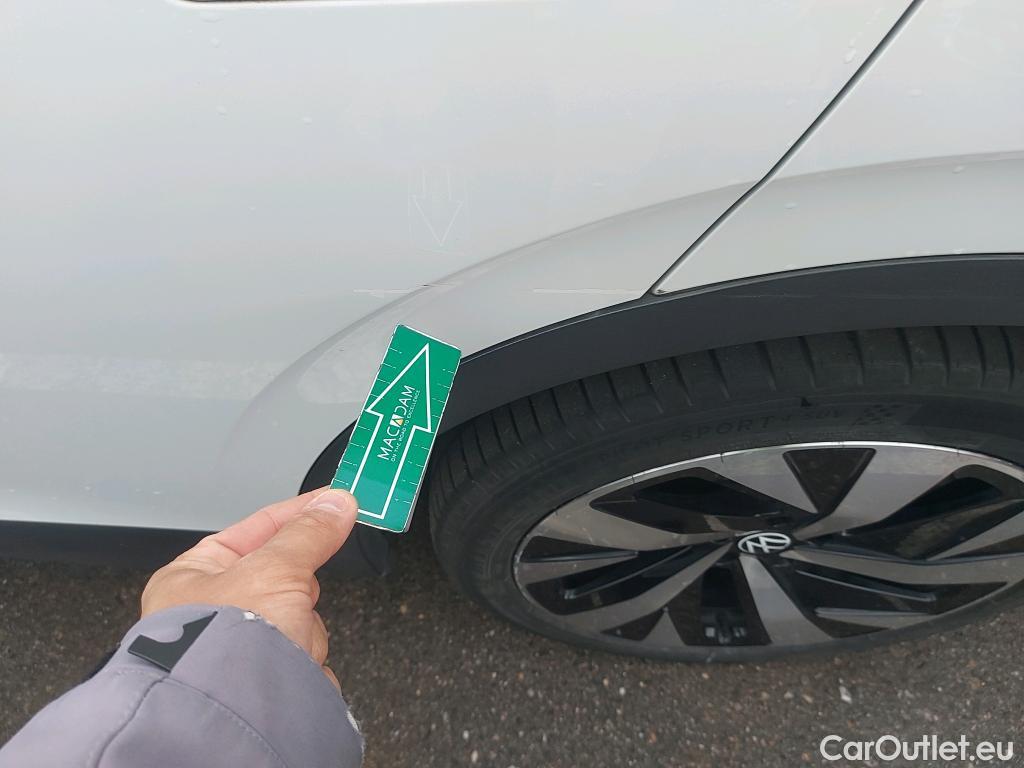  Volkswagen  ID.4 VOLKSWAGEN  / 2020 / 5P / todoterreno 1st 150kW (204CV) Automático 1 vel.(SP) #8