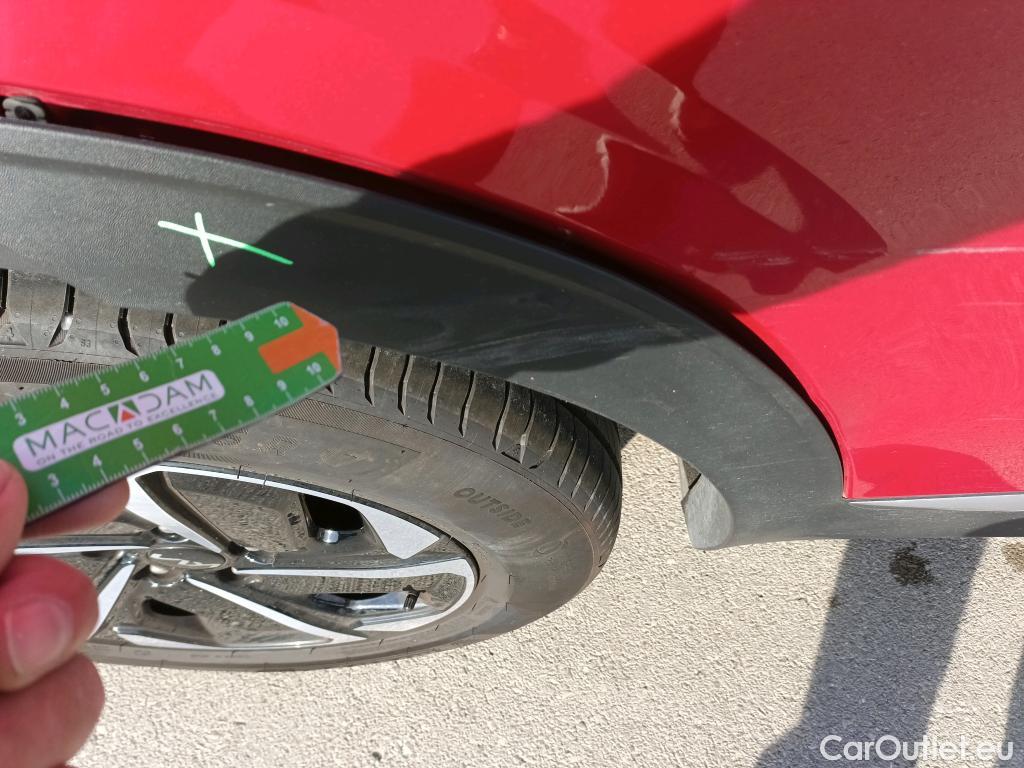  KIA  Sportage KIA  / 2022 / 5P / todoterreno 1.6 T-GDi 118kW (160CV) Drive 17