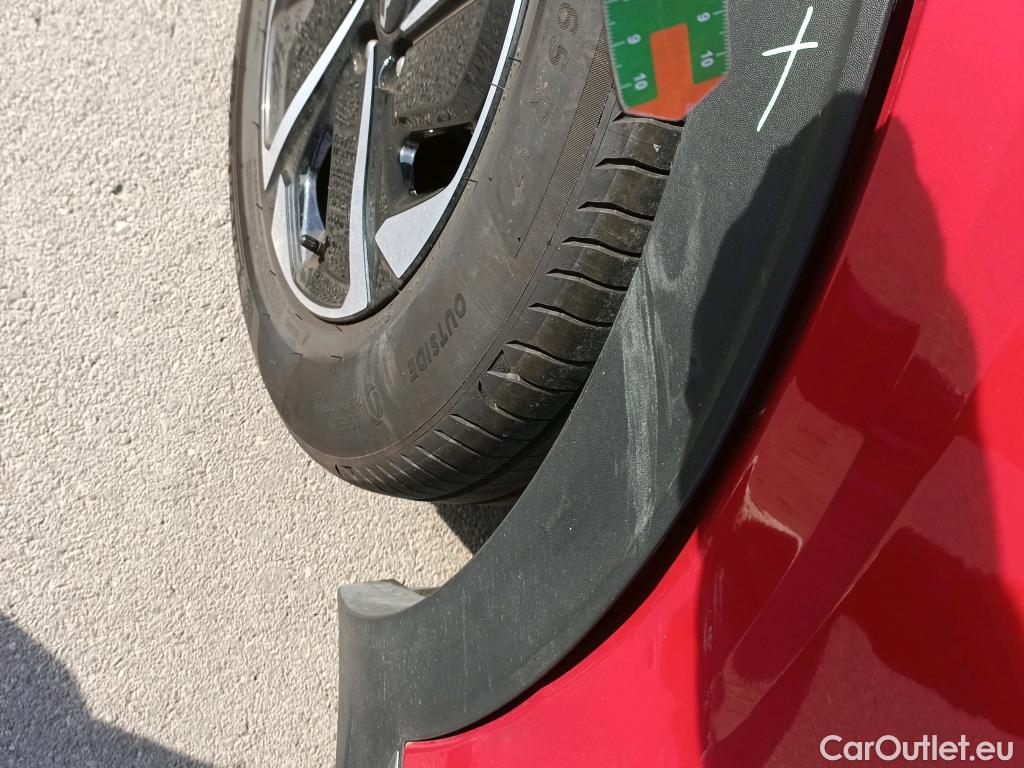  KIA  Sportage KIA  / 2022 / 5P / todoterreno 1.6 T-GDi 118kW (160CV) Drive 17