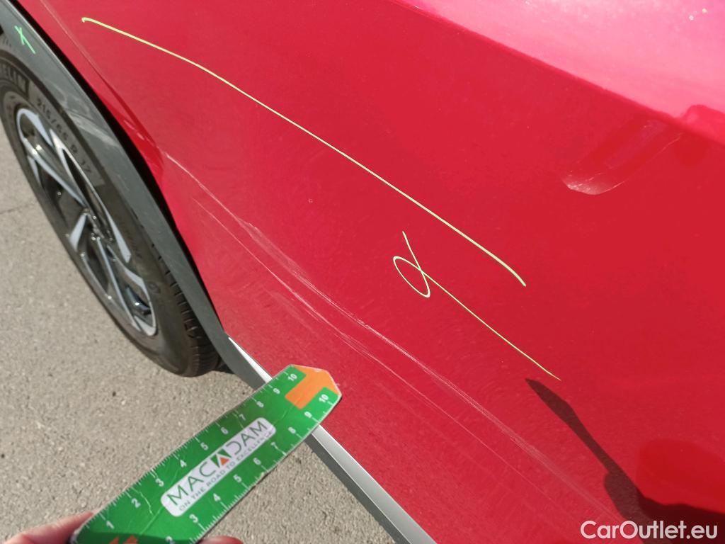  KIA  Sportage KIA  / 2022 / 5P / todoterreno 1.6 T-GDi 118kW (160CV) Drive 17