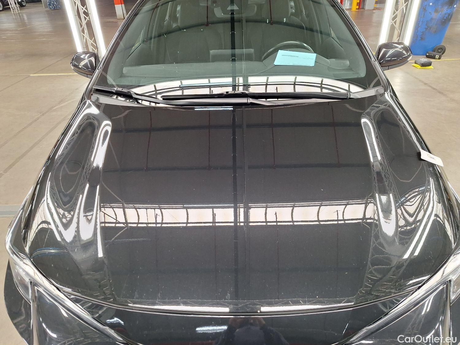  Toyota  Corolla Toyota,  TS '19, Toyota  Touring Sports 1.8 Hybrid Dynamic e #38