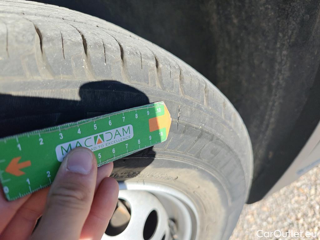  Peugeot  RIFTER PEUGEOT  / 2018 / 5P / combi Active Pack Business Std. BlueHDi 100 #32