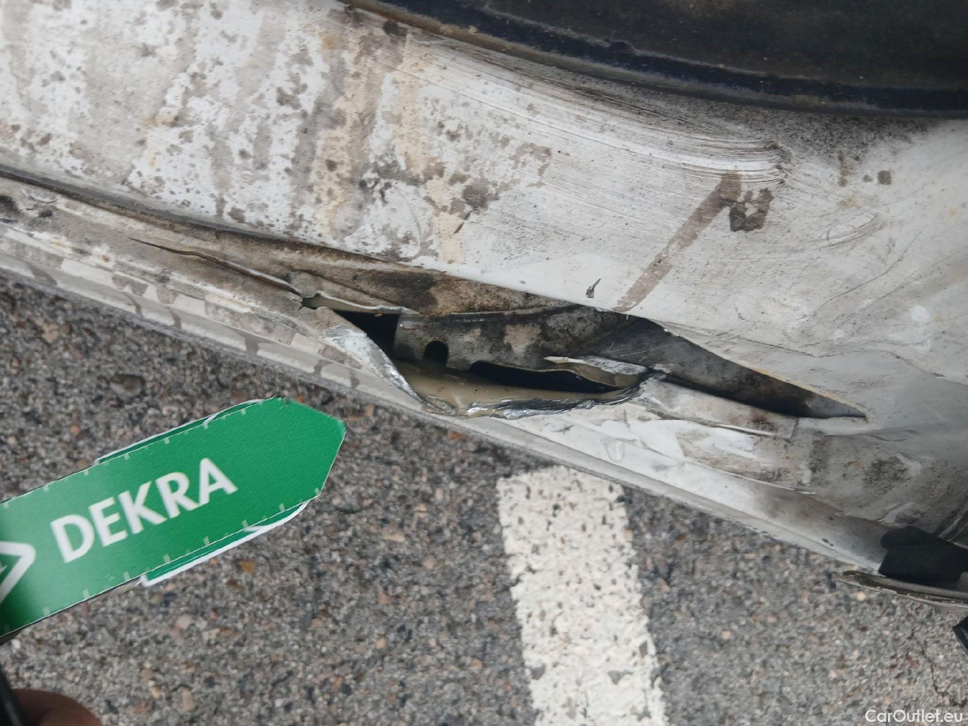  Toyota  Proace TOYOTA  / 2016 / 4P / furgón FU. MEDIO (L1) 2.0D 90kW COMFORT CARGA + #35