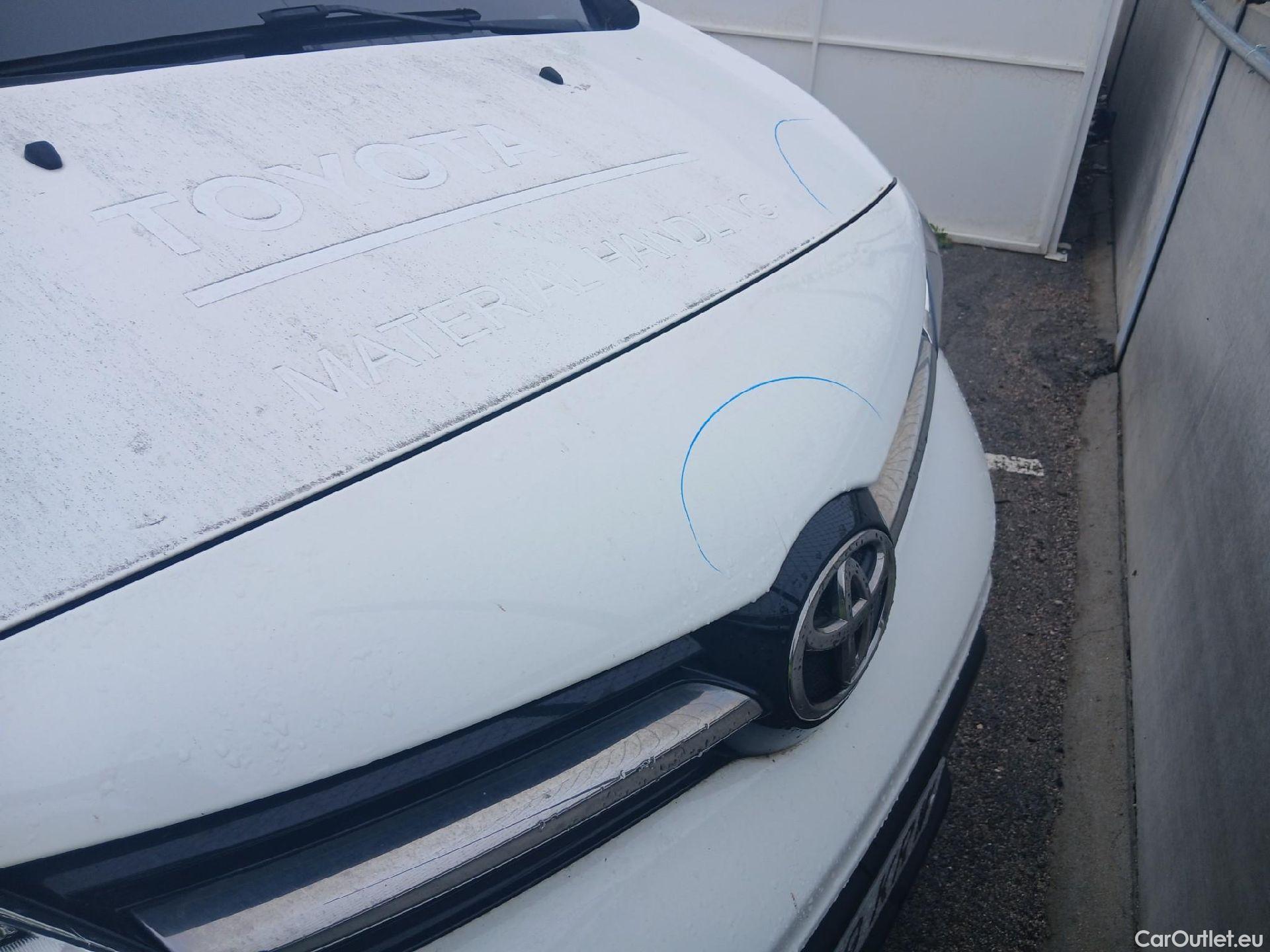  Toyota  Proace TOYOTA  / 2016 / 4P / furgón FU. MEDIO (L1) 2.0D 90kW COMFORT CARGA + #11