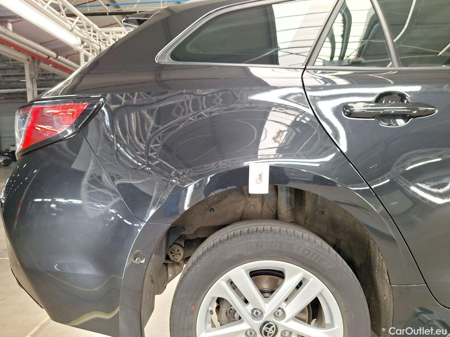  Toyota  Corolla Toyota,  TS '19, Toyota  Touring Sports 1.8 Hybrid Dynamic e #25