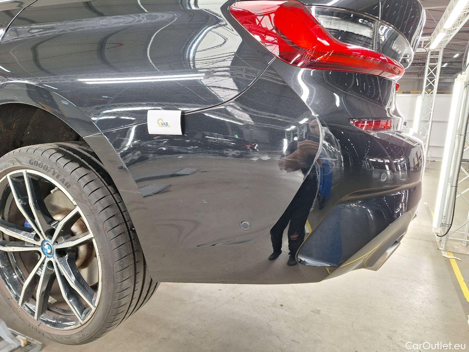  Bmw  Serie 3 BMW, 3-serie '18 PHEV, BMW 3 Reeks Berline 320e (150 kW) 4d #28