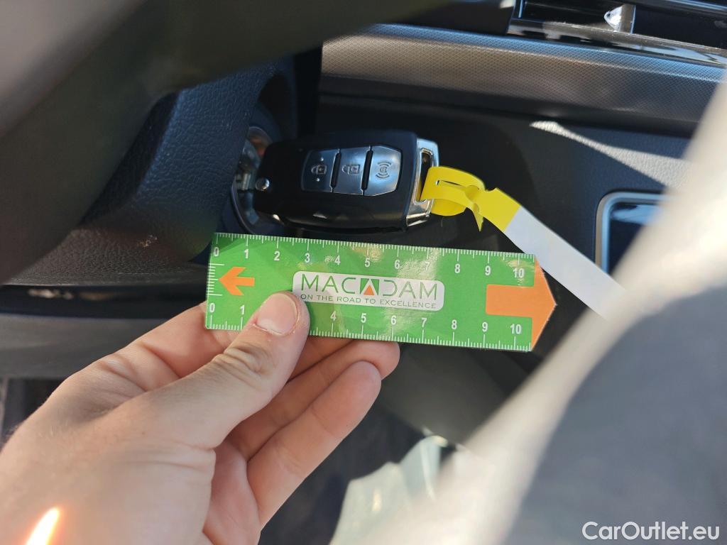  Land Rover  Discovery SSANGYONG Musso / 2022 / 4P / pickup doble cabina Sports D22DTR 4x4 Pro (AC2) #1