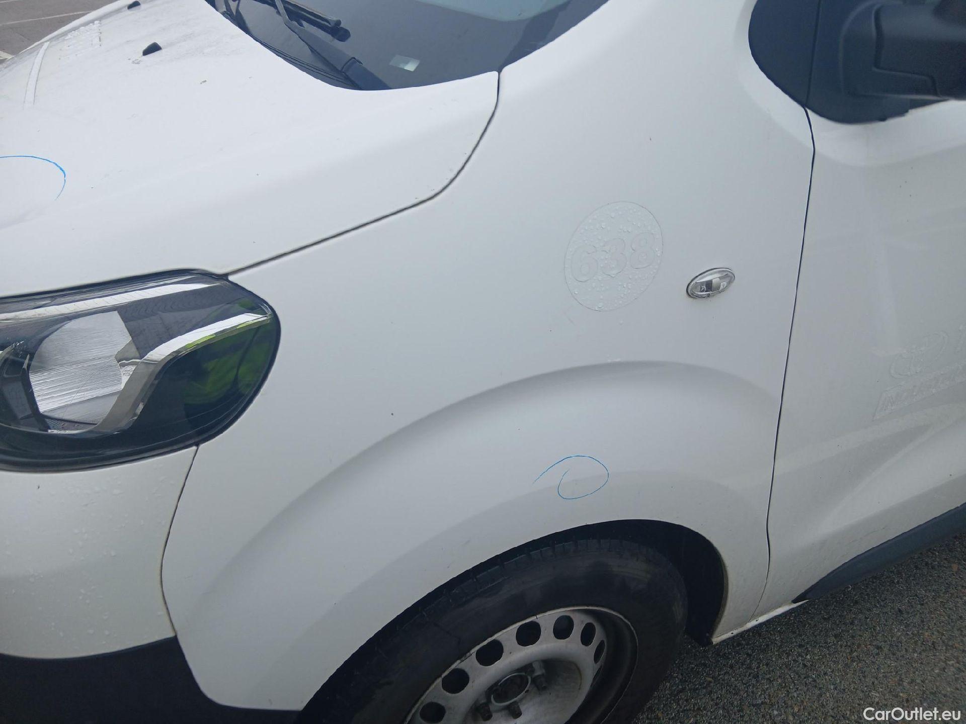  Toyota  Proace TOYOTA  / 2016 / 4P / furgón FU. MEDIO (L1) 2.0D 90kW COMFORT CARGA + #17