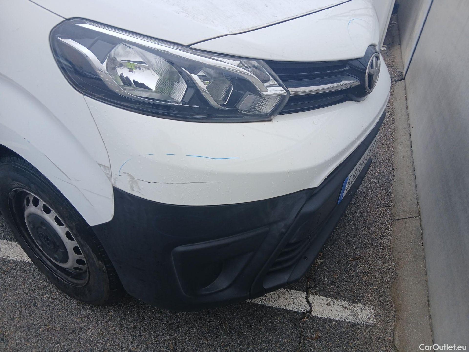  Toyota  Proace TOYOTA  / 2016 / 4P / furgón FU. MEDIO (L1) 2.0D 90kW COMFORT CARGA + #14