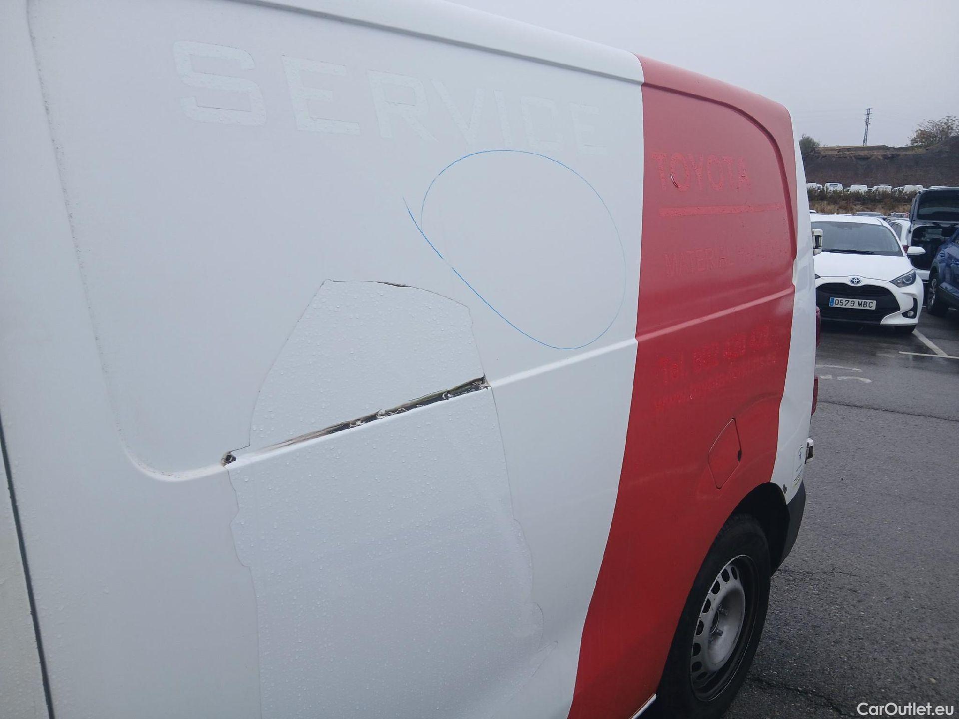  Toyota  Proace TOYOTA  / 2016 / 4P / furgón FU. MEDIO (L1) 2.0D 90kW COMFORT CARGA + #24