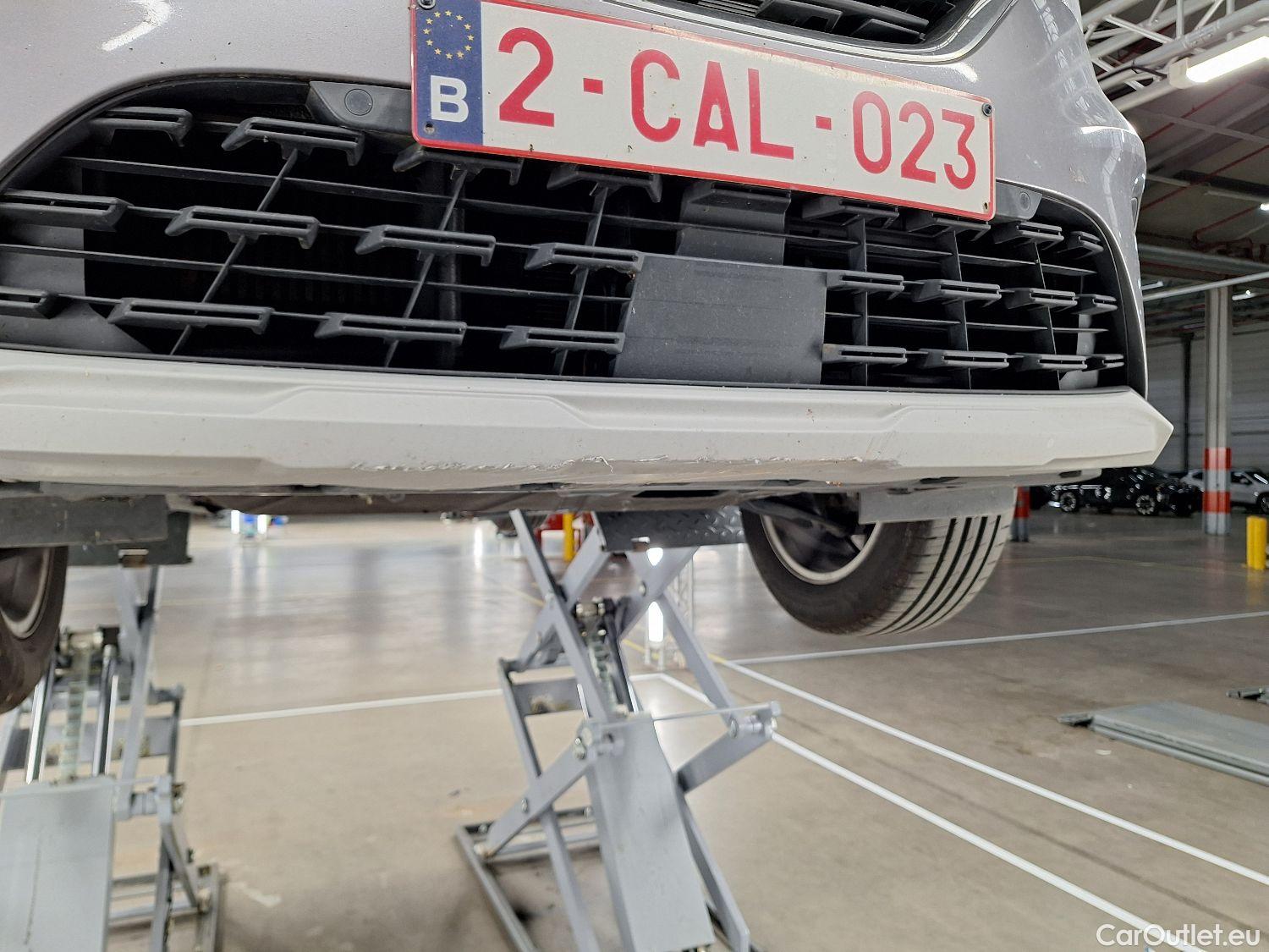  Renault  Captur Renault,  '19, Renault  TCe 140 EDC Intens 5d #3