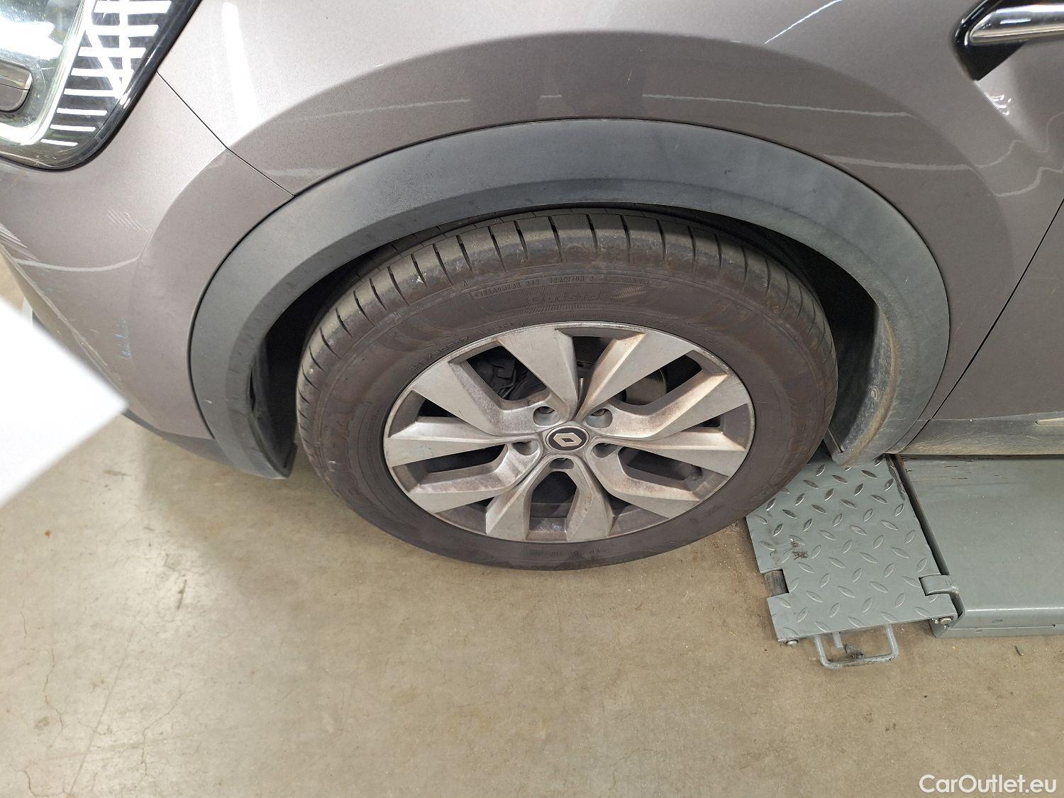  Renault  Captur Renault,  '19, Renault  TCe 140 EDC Intens 5d #32