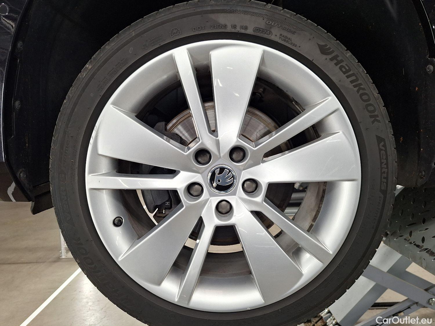  Skoda  Superb Skoda,  Combi FL'19, Skoda  Combi 1.5 TSI ACT 110kW Style 5d #3