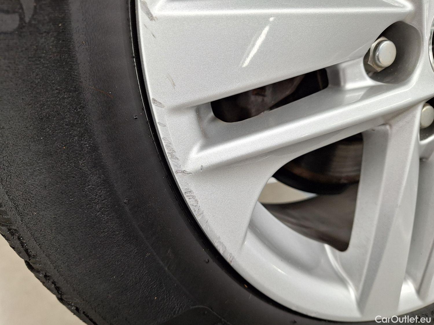  Toyota  Corolla Toyota,  TS '19, Toyota  Touring Sports 1.8 Hybrid Dynamic P #10