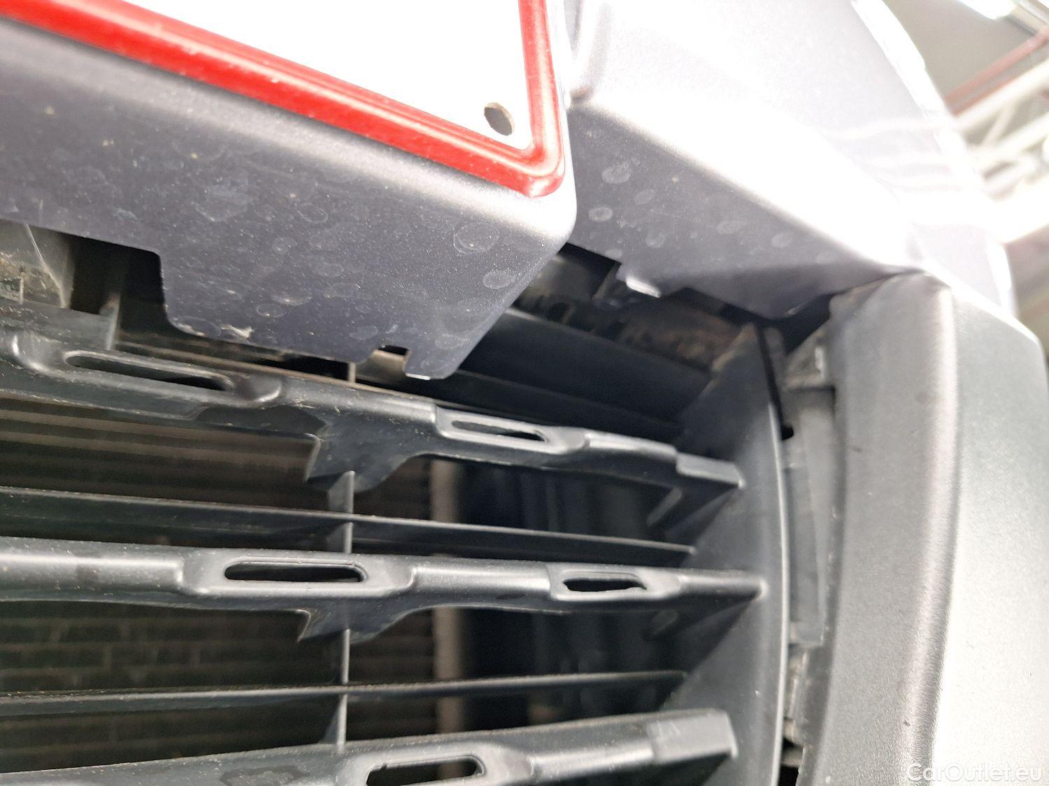  Peugeot  2008 Peugeot,  FL'16, Peugeot  1.2 Puretech 61kW S&S Active 5d #2