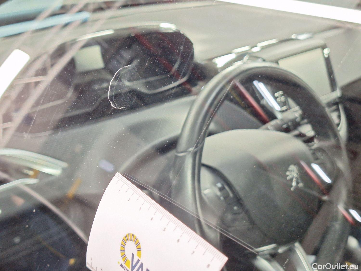  Peugeot  2008 Peugeot,  FL'16, Peugeot  1.2 Puretech 61kW S&S Active 5d #10