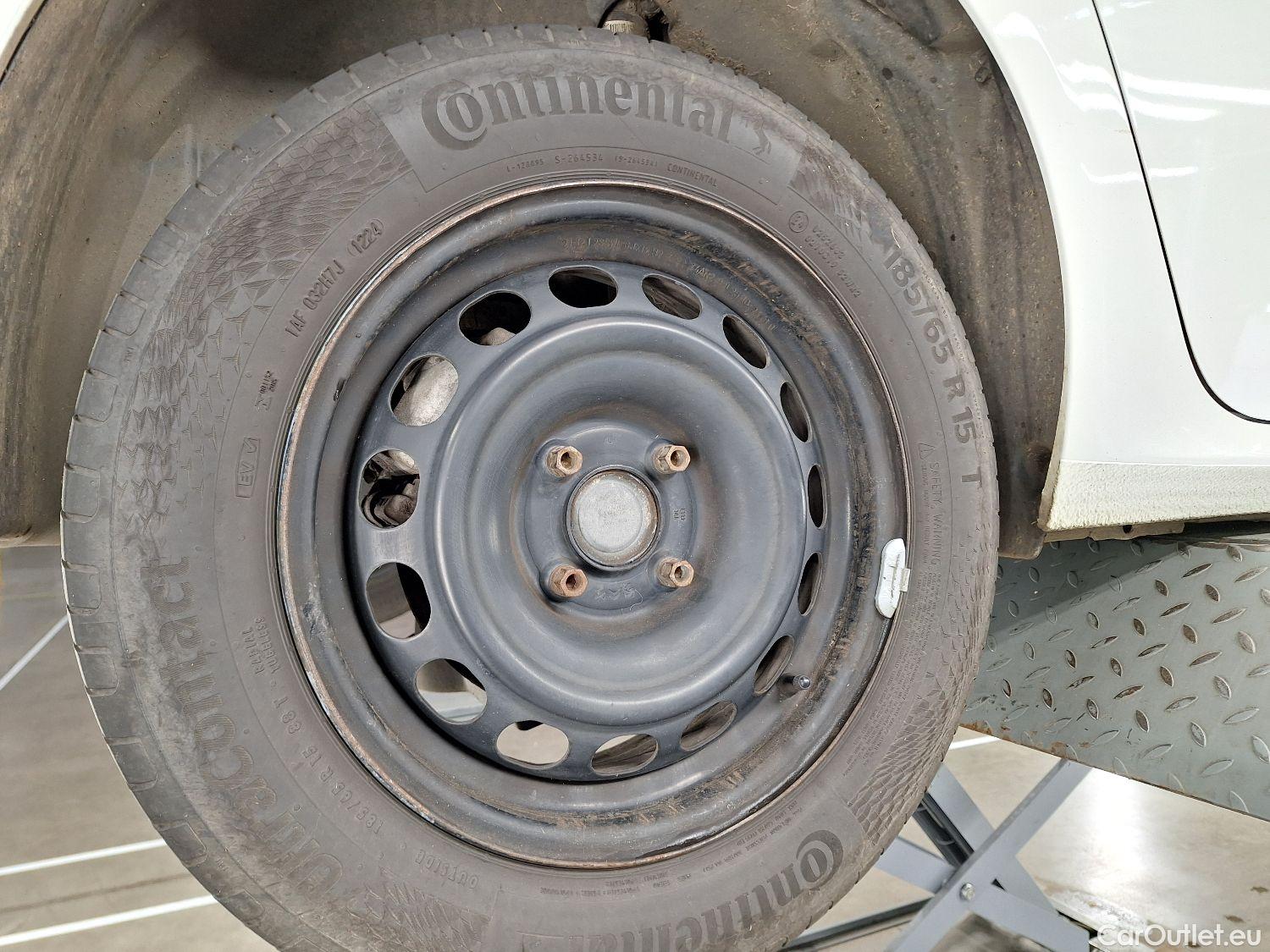  Peugeot  208 Peugeot,  '19, Peugeot  1.5 BlueHDi 100 MAN6 S&S Active 5d #4