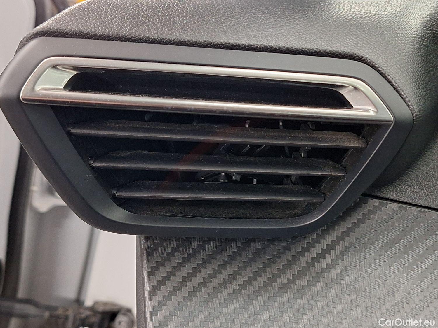  Peugeot  208 Peugeot,  '19, Peugeot  1.5 BlueHDi 100 MAN6 S&S Active 5d #13