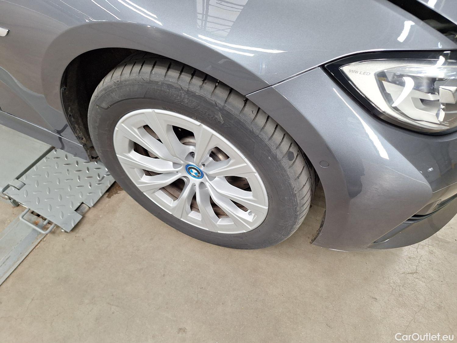  Bmw  Serie 3 BMW, 3-serie To. '18 PHEV, BMW 3 Reeks Touring 320e (150 kW) 5d #32