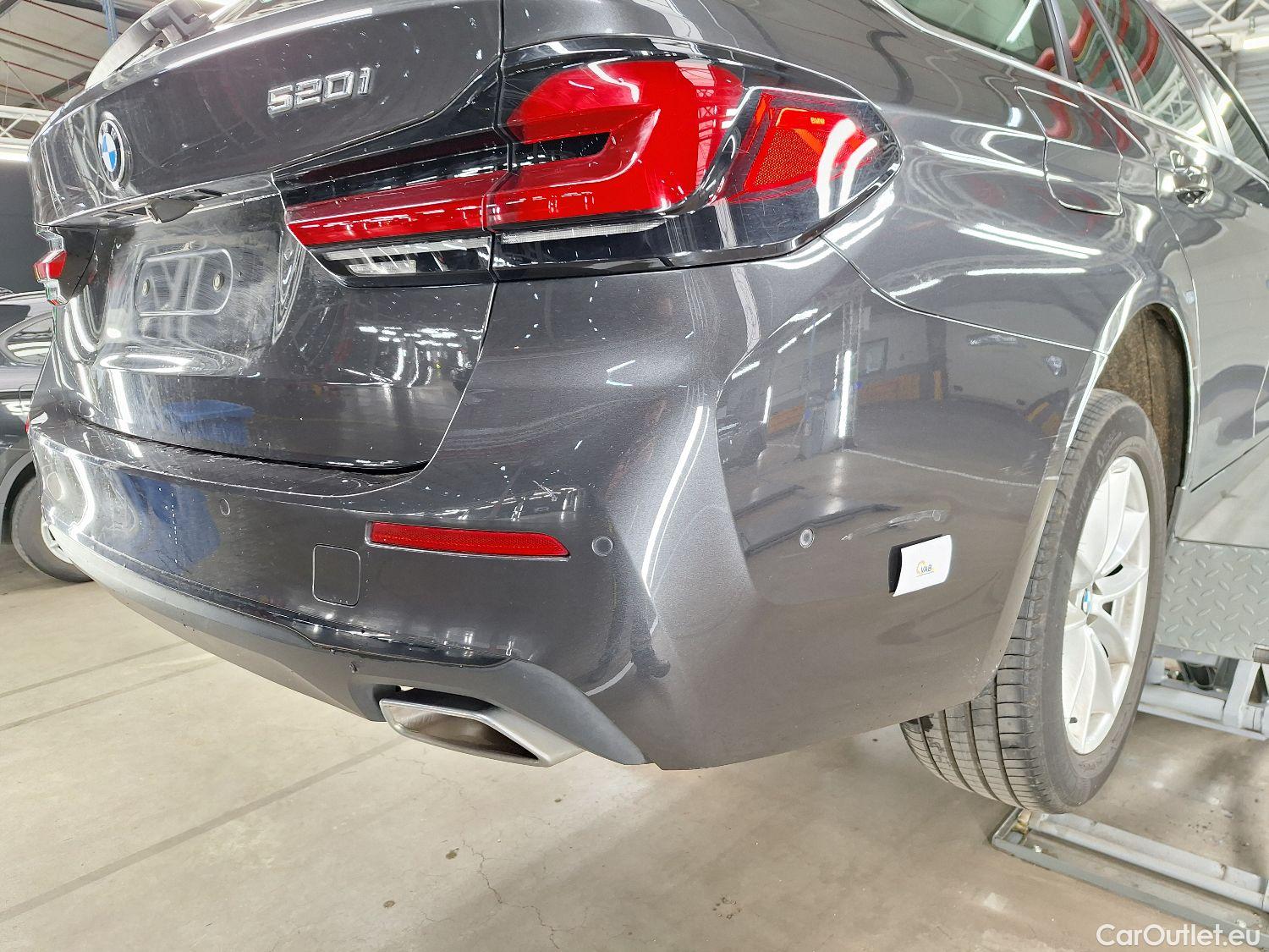  Bmw  Serie 5 BMW, 5-serie To FL'20, BMW 5 Reeks Touring 520i Aut. (120 kW) 5d #30