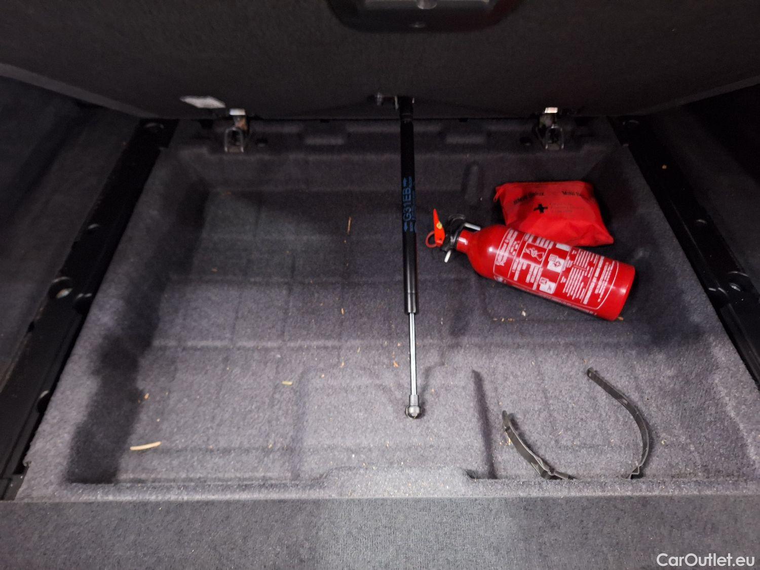  Bmw  Serie 5 BMW, 5-serie To FL'20, BMW 5 Reeks Touring 520i Aut. (120 kW) 5d #1