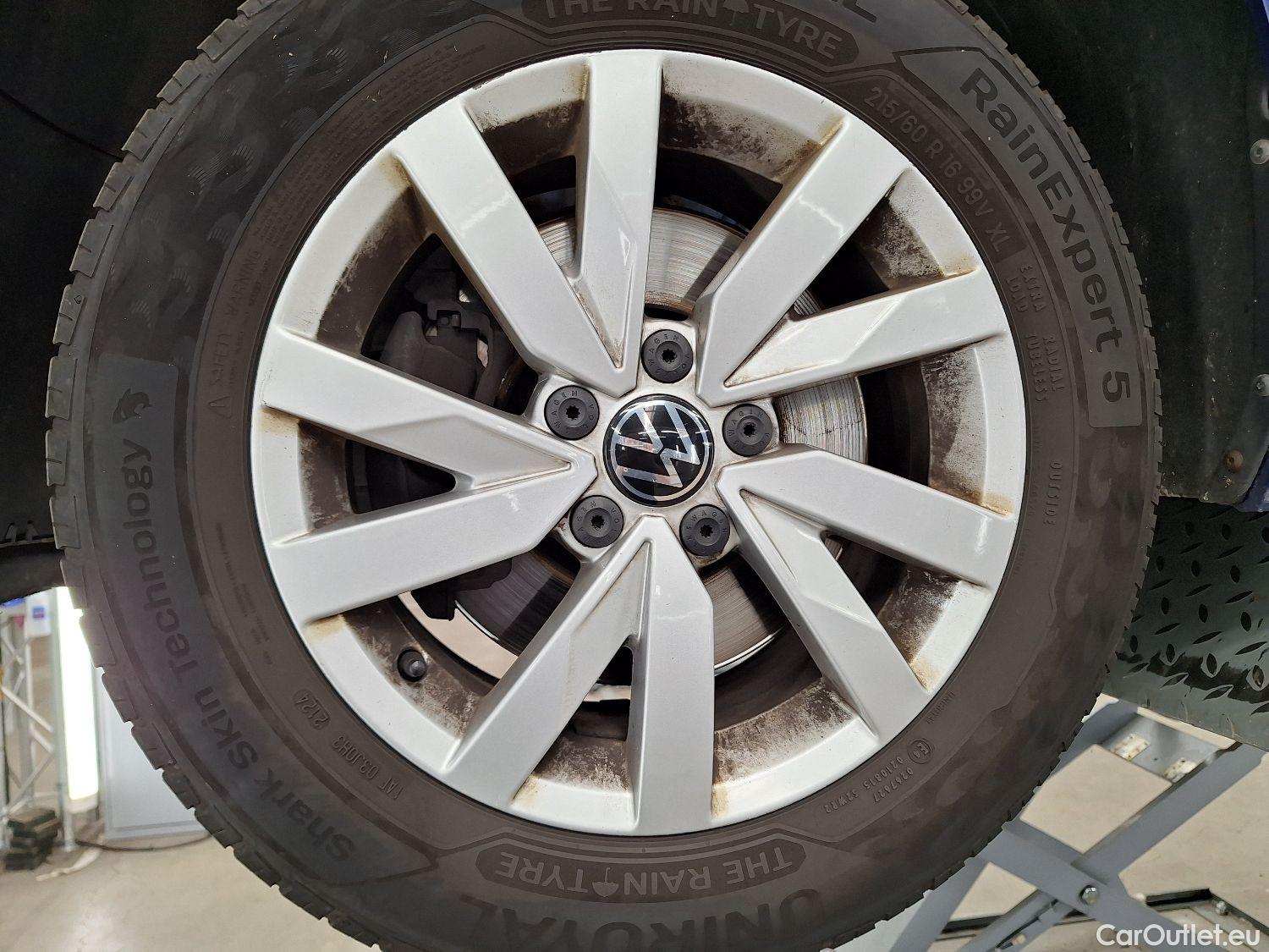  Volkswagen  Passat VW,  Variant FL'19, Volkswagen  Variant 2.0 TDI 90kW DSG Style B #9