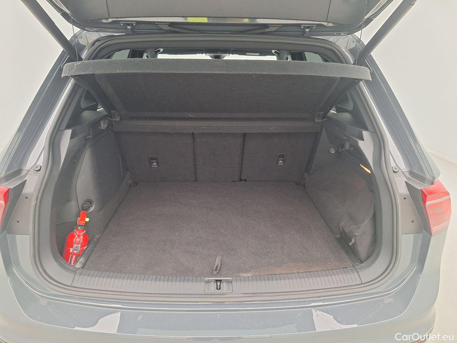  Volkswagen  Tiguan VW,  FL'20, Volkswagen  1.4 eHybrid DSG Platinum 5d #1