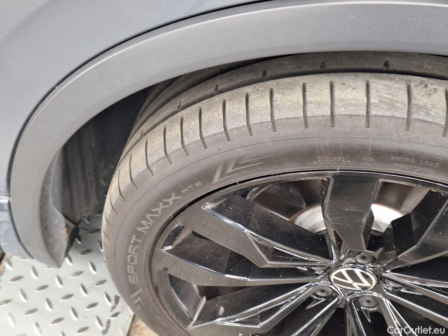  Volkswagen  Tiguan VW,  FL'20, Volkswagen  1.4 eHybrid DSG Platinum 5d #32