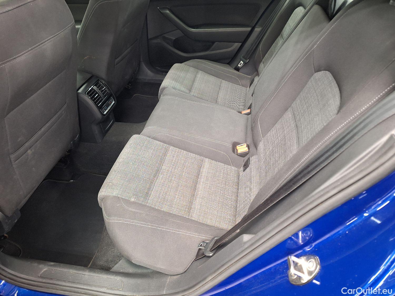  Volkswagen  Passat VW,  Variant FL'19, Volkswagen  Variant 2.0 TDI 90kW DSG Style B #29