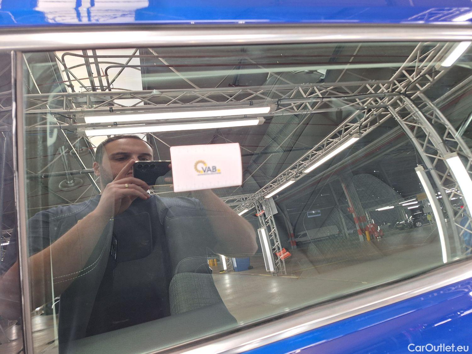  Volkswagen  Passat VW,  Variant FL'19, Volkswagen  Variant 2.0 TDI 90kW DSG Style B #33