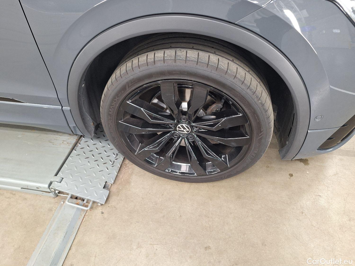  Volkswagen  Tiguan VW,  FL'20, Volkswagen  1.4 eHybrid DSG Platinum 5d #31