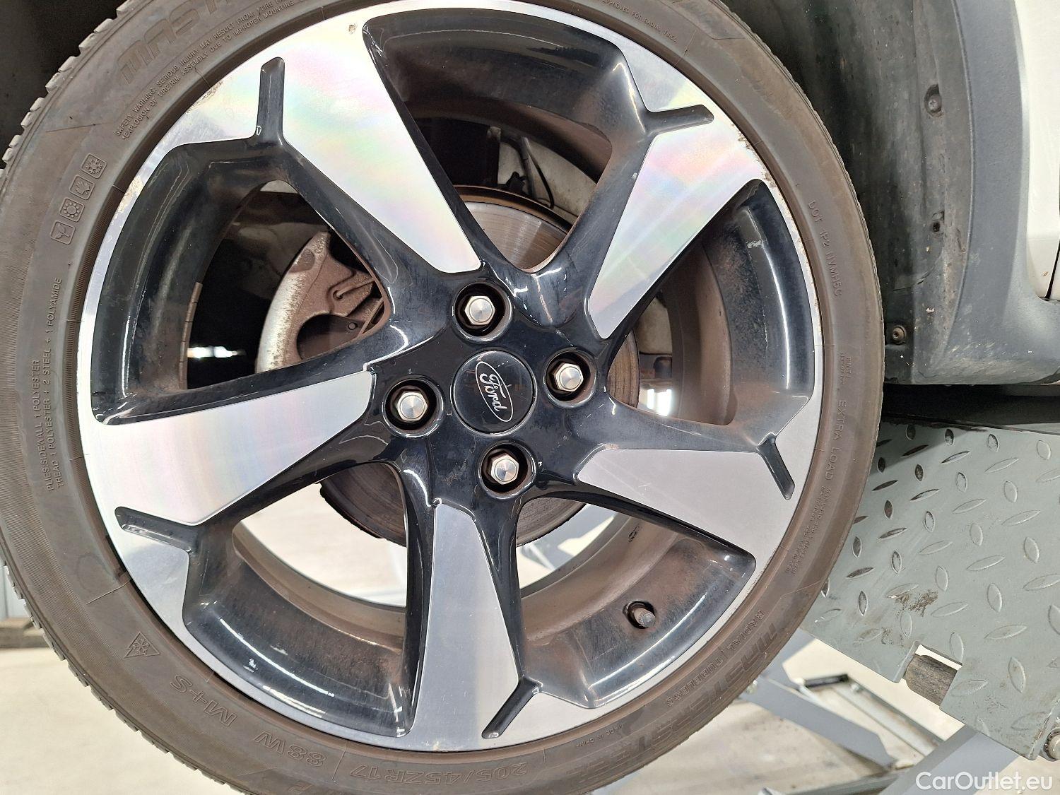  Ford  Fiesta Ford,  '17, Ford  1.0i EcoBoost MHEV 92kW Active 5d #4