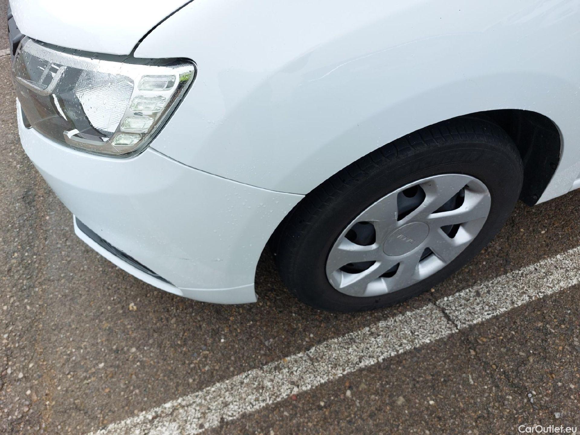  Dacia  Sandero DACIA  / 2016 / 5P / berlina con portón Essential TCE 66kW (90CV) GLP - SS #4