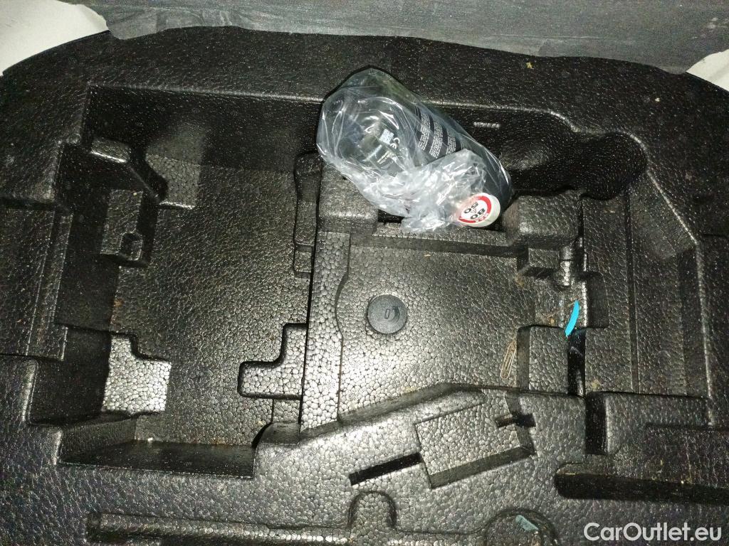  Fiat  500 FIAT  / 2015 / 3P / berlina con portón Pop 1.2 8v 51KW (69 CV) #10