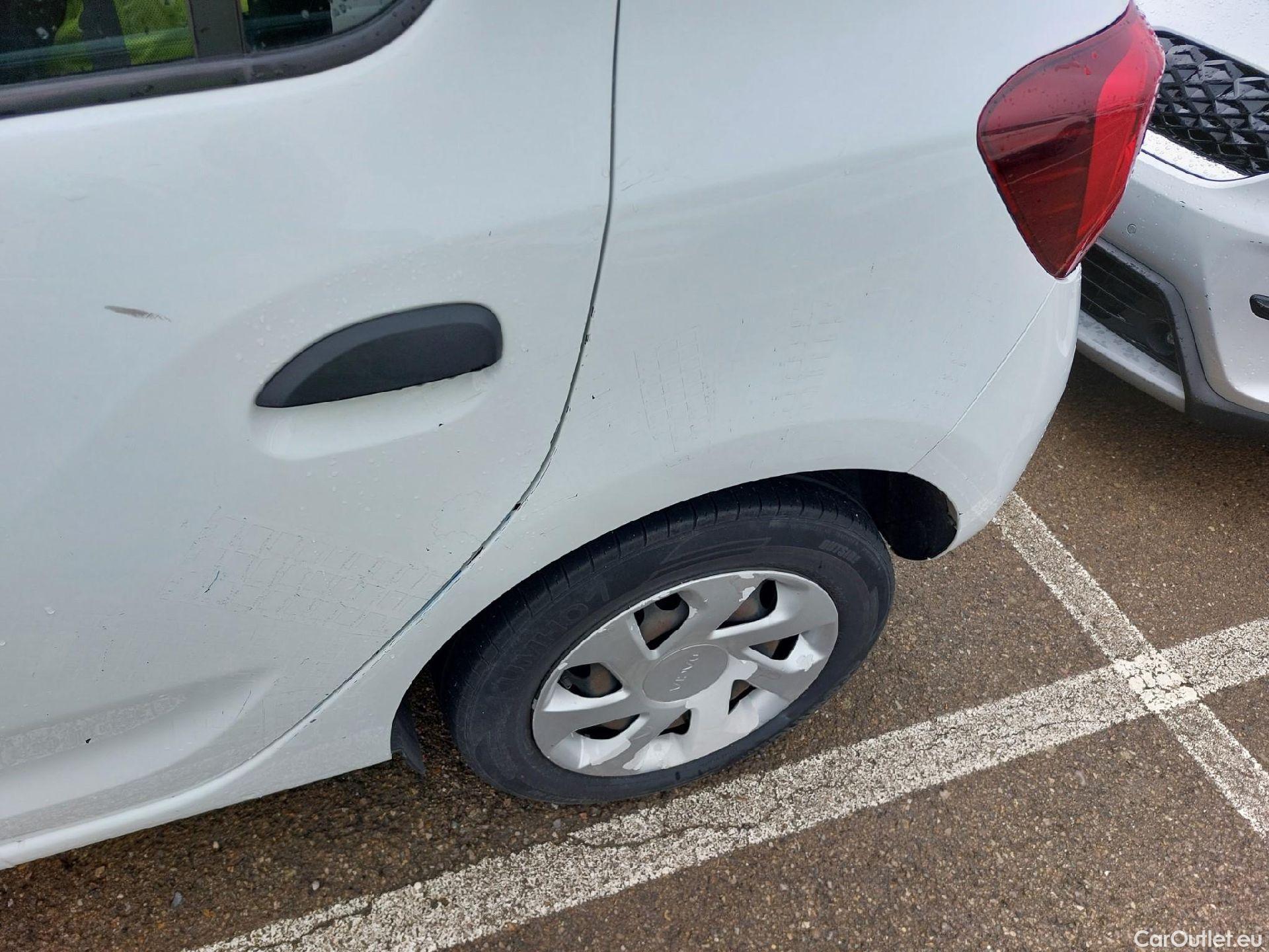  Dacia  Sandero DACIA  / 2016 / 5P / berlina con portón Essential TCE 66kW (90CV) GLP - SS #12