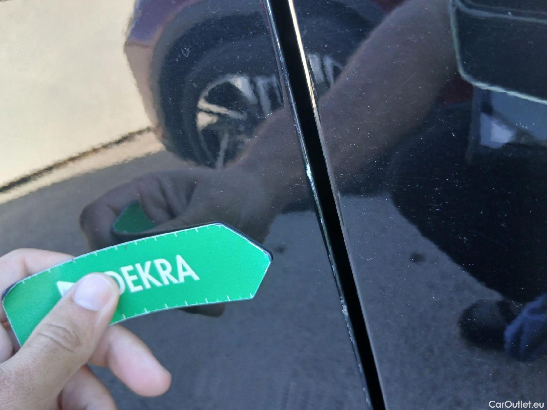  Bmw  Serie 1  Berlina 116d 1.5 115CV AT7 E6d #14