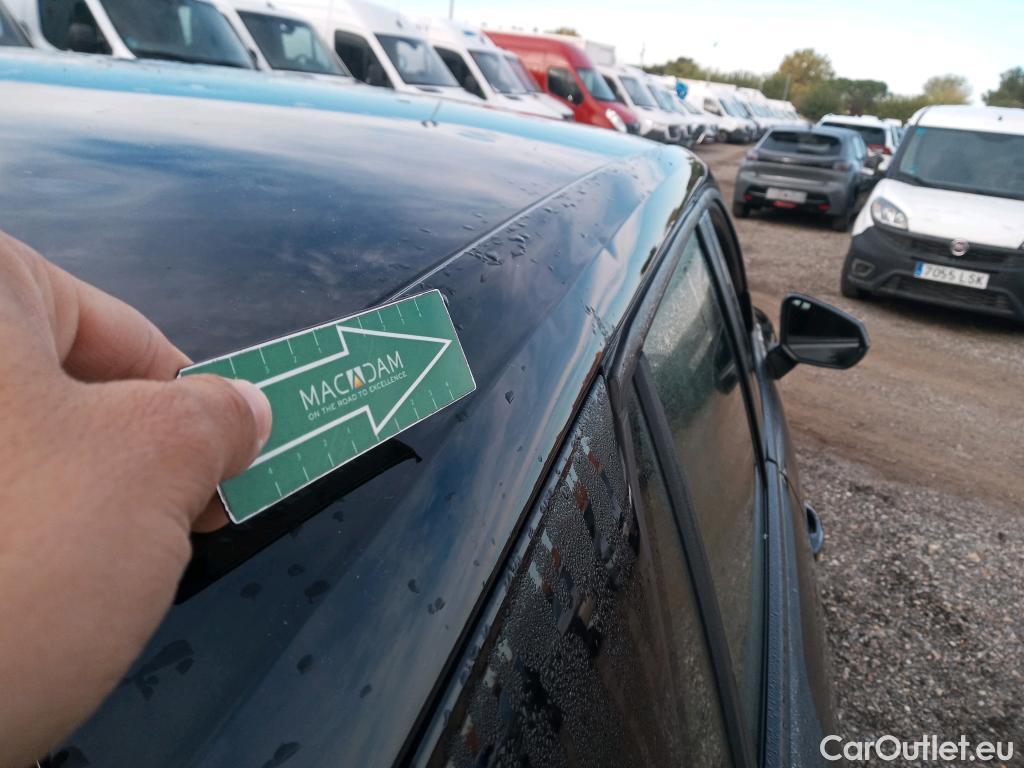  Audi  Q2 AUDI  / 2016 / 5P / todoterreno Advanced 30 TFSI 85kW (116CV) #9