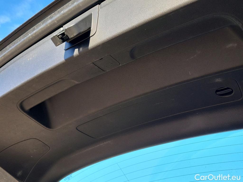  Audi  Q5 AUDI  / 2016 / 5P / todoterreno Design 35 TDI 120kW S tronic (AC) #11