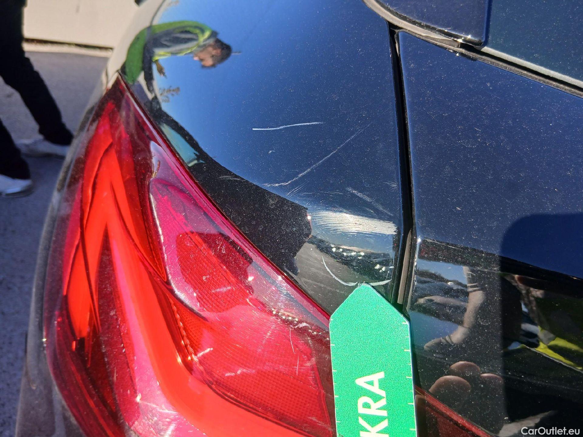  Bmw  Serie 1  Berlina 116d 1.5 115CV AT7 E6d #24