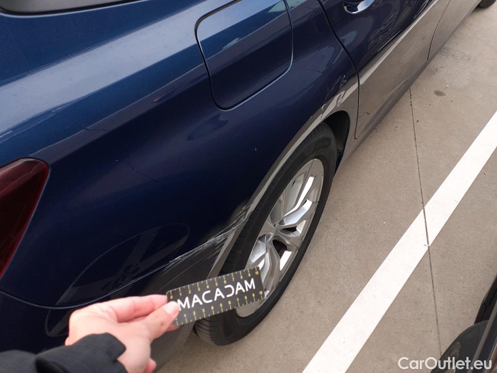  Bmw  Serie 3 BMW  / 2019 / 5P / familiar 318d Auto.Touring #3