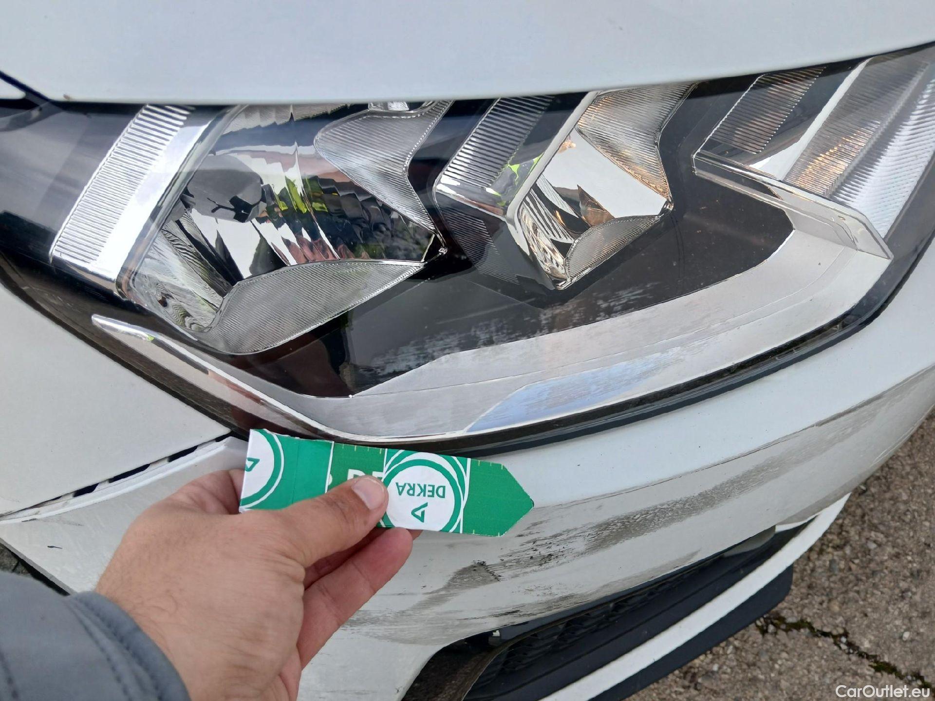  Audi  A1 Sportback AUDI A1 / 2018 / 5P / berlina con portón Sportback Advanced 25 TFSI 70kW (95CV) #4