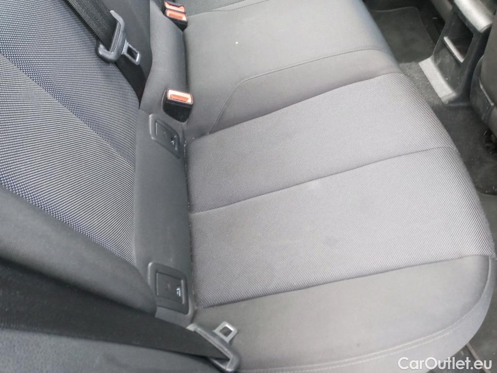  Audi  Q2 AUDI  / 2016 / 5P / todoterreno Advanced 30 TFSI 85kW (116CV) #15