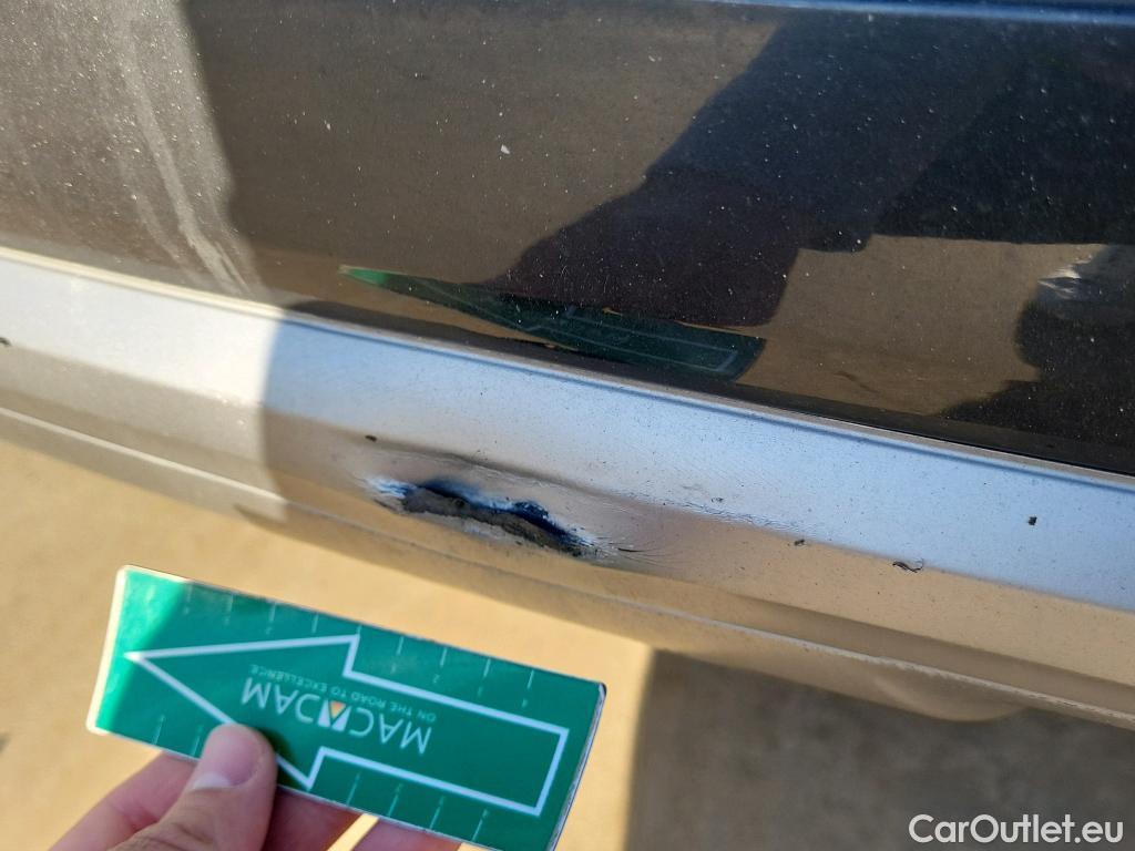  Audi  Q5 AUDI  / 2016 / 5P / todoterreno Design 35 TDI 120kW S tronic (AC) #18