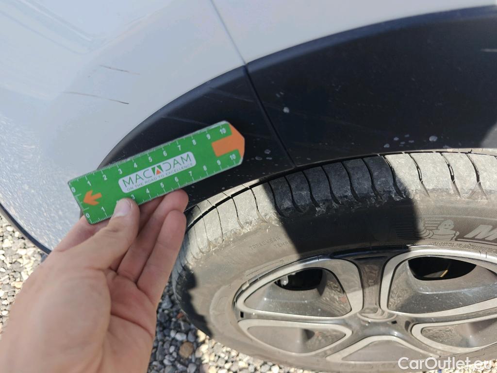  Citroen  C3  Feel 1.2 PureTech 80CV MT5 E6d #16