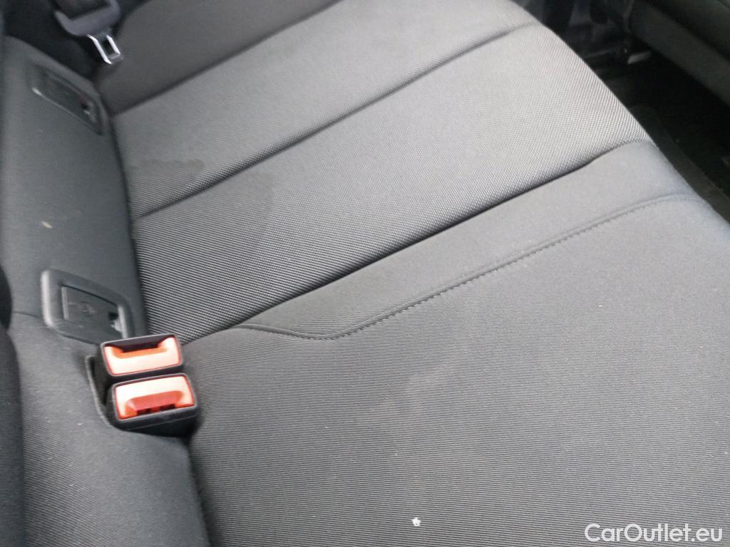  Audi  Q2 AUDI  / 2016 / 5P / todoterreno Advanced 30 TFSI 85kW (116CV) #16