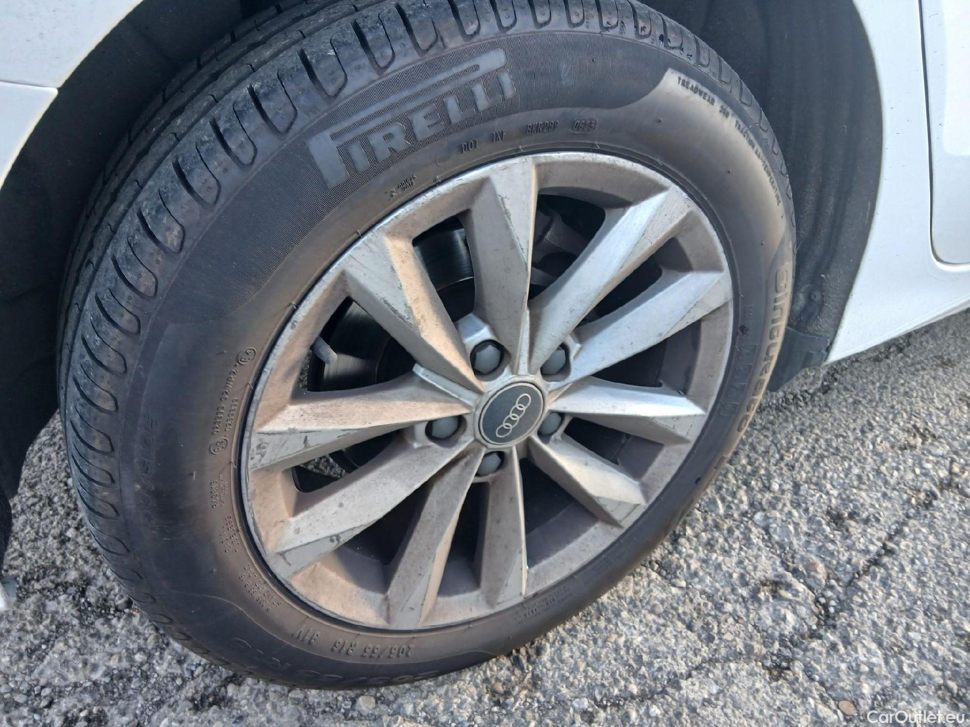  Audi  A3 AUDI  / 2020 / 4P / sedán Sedan 30 TFSI 81kW (110CV) S tronic #7