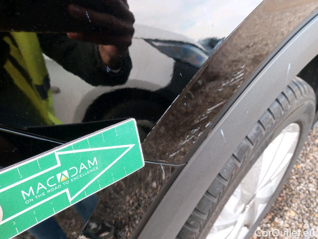  Audi  Q2 AUDI  / 2016 / 5P / todoterreno Advanced 30 TFSI 85kW (116CV) #39