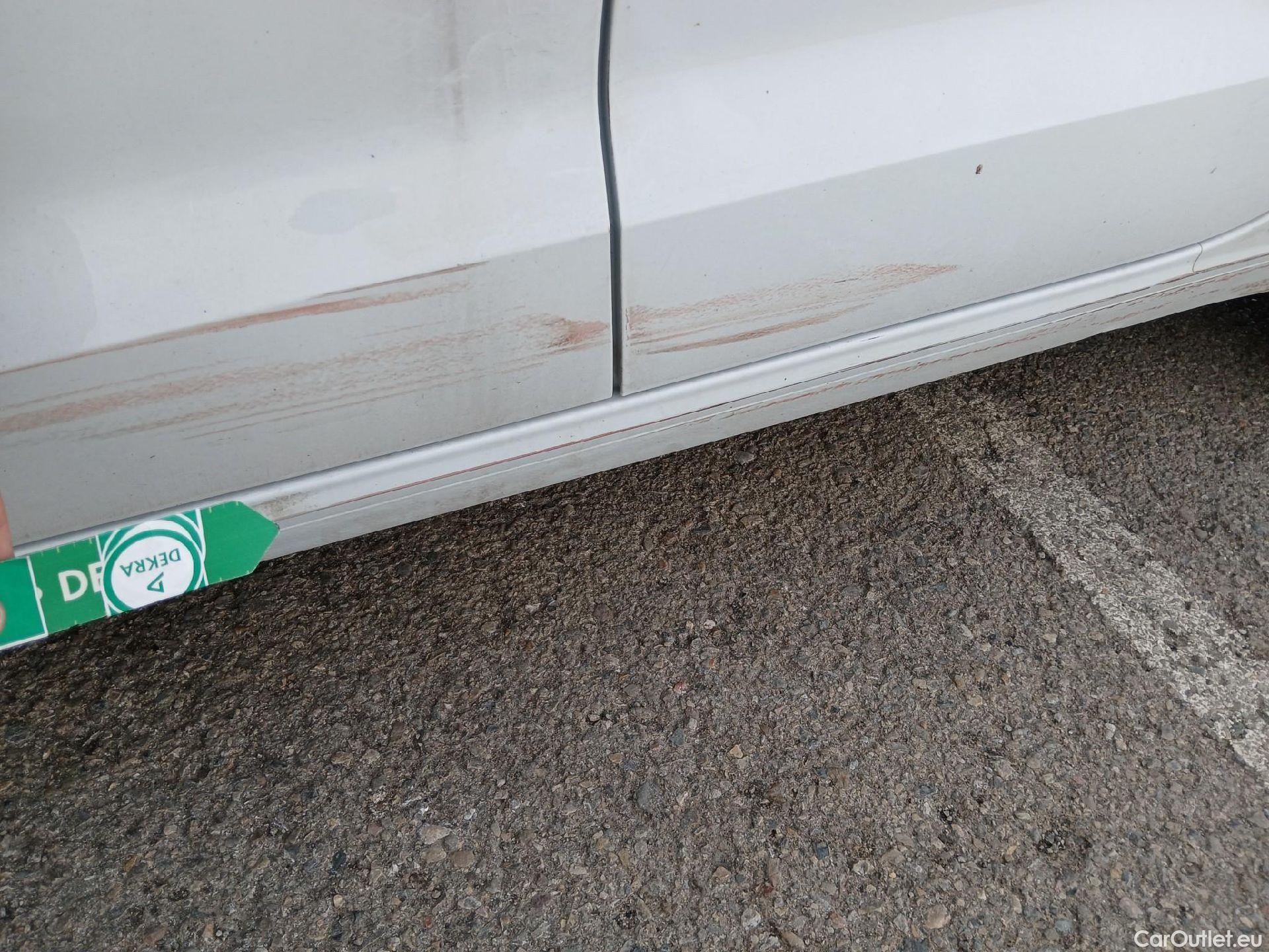  Audi  A1 Sportback AUDI A1 / 2018 / 5P / berlina con portón Sportback Advanced 25 TFSI 70kW (95CV) #27