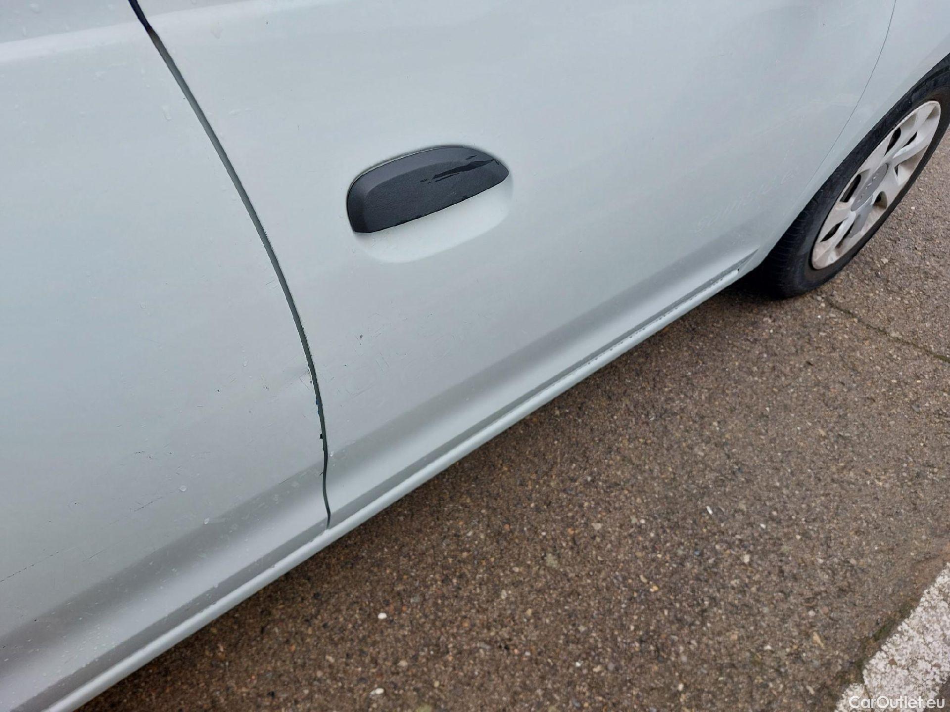  Dacia  Sandero DACIA  / 2016 / 5P / berlina con portón Essential TCE 66kW (90CV) GLP - SS #23