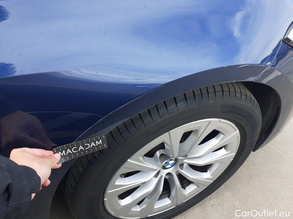  Bmw  Serie 3 BMW  / 2019 / 5P / familiar 318d Auto.Touring #19